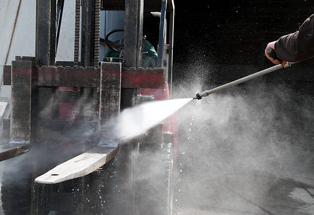 Best Restaurant Pressure Washing  in Rancho Laveras, CA